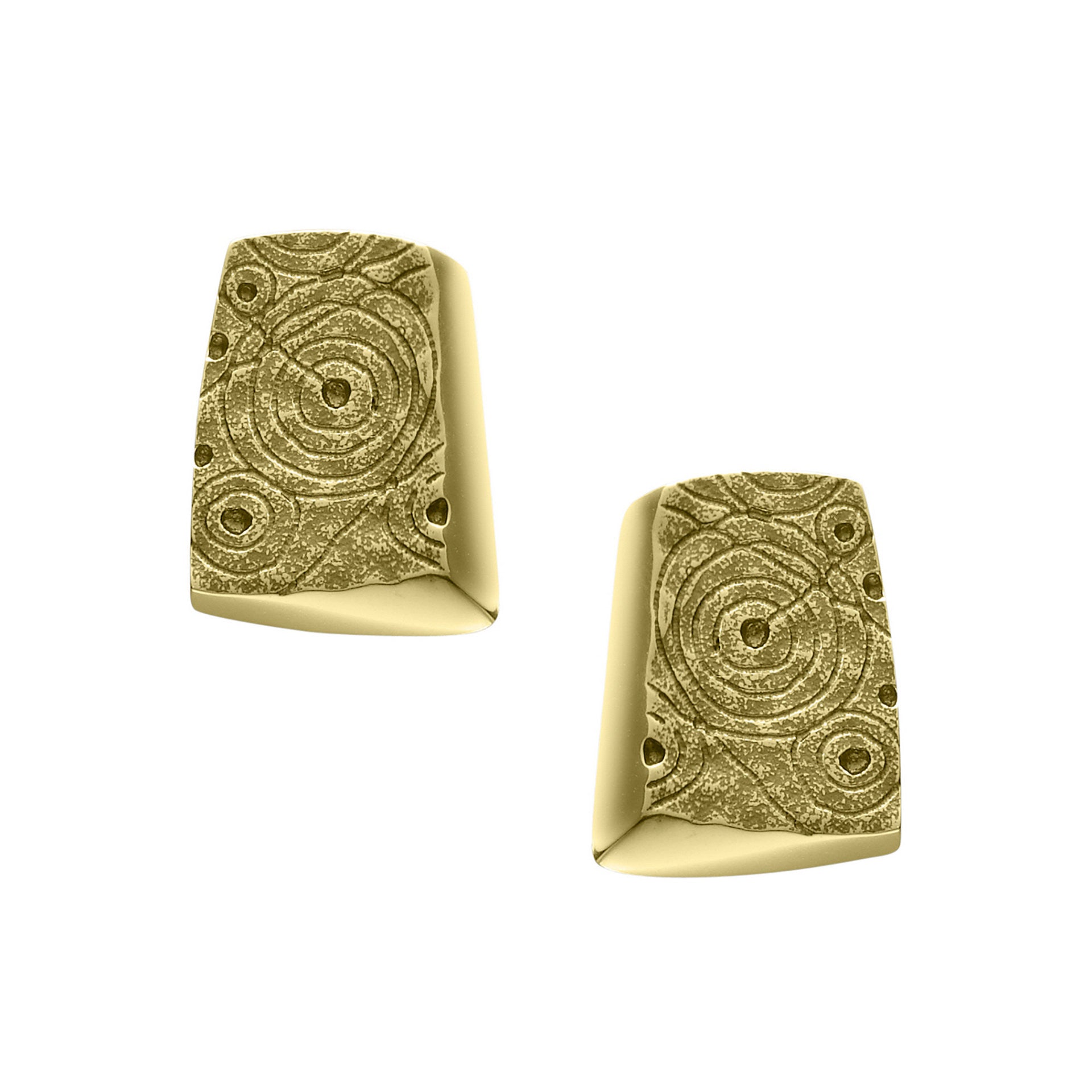 A pair of rectangular gold cuff links with a details geometric design, from the Kilmartin Collection
